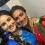 Reshma Shinde Instagram - Enna solla 💙❤️ . . #reelpartner😘 #quick #unplanned #fun #laugh #asusual #masti #norehearsal #marthiactress #live #life #love #treanding #reels #reelinstagram #instadaily #traditional