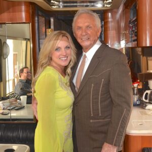 Rhonda Vincent Instagram - Remembering the amazing Mel Tillis on his earthly birthdate - August 8th. There was a song he told me I should sing every time I saw him. One that he had written. Someday I’m gonna learn it and sing it.
