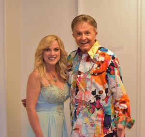 Rhonda Vincent Instagram - Happy Birthday to Grand Ole @opry Star Bill Anderson I’m so honored to call you a friend.  May you enjoy a blessed birthday!!
