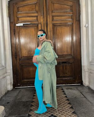 Rihanna Instagram - thicc.