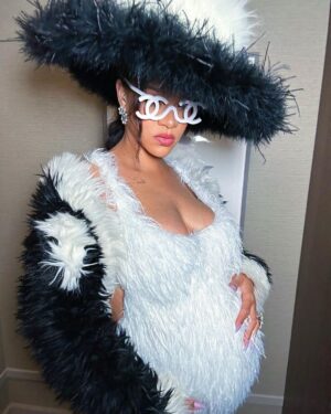 Rihanna Instagram - not even monday
