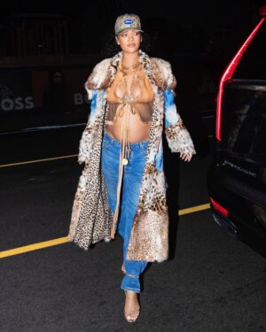 Rihanna Instagram - 