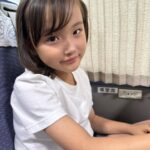 Ririsa Miyazaki Instagram - ８月２７日は琴石なるのお誕生日🎂👏 いつも元気いっぱいのなるを演じれてとっても嬉しいです🫶🏻 8話は、なるのお誕生日会や他にもなるのお話盛り沢山です！！ 是非ばらかもん第8話もみてください！ #水10 #ばらかもん #フジテレビ #琴石なる役 #今日は27の日 #今日はつなの日 #綱さんの日