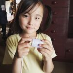 Ririsa Miyazaki Instagram - ばらかもん第6話見ていただきありがとうございます！！ この間真剣に作っていたものは糸巻きぐるまでした☺︎ #ばらかもん #フジテレビ #琴石なる役
