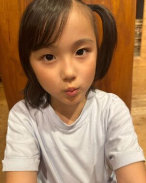 Ririsa Miyazaki Instagram - 【出演情報】
本日7月26日（水）22時から
ばらかもん第3話に出演します。

是非ご覧ください☺︎

#フジテレビ
#ばらかもん
#琴石なる役