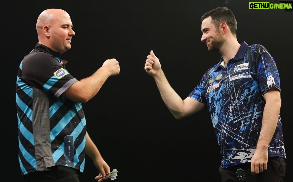 Rob Cross Instagram - What can I say? A 103.61 average and a 170 finish and still losing 16-8 in a final! It shows just how brilliant Luke was. Best player in the world right now. Thanks for all the amazing support. ⚡ @targetdarts @NamosSolutions @pwrbyfluidity @scott_rbs 📸 @_taylorlanningphotography_