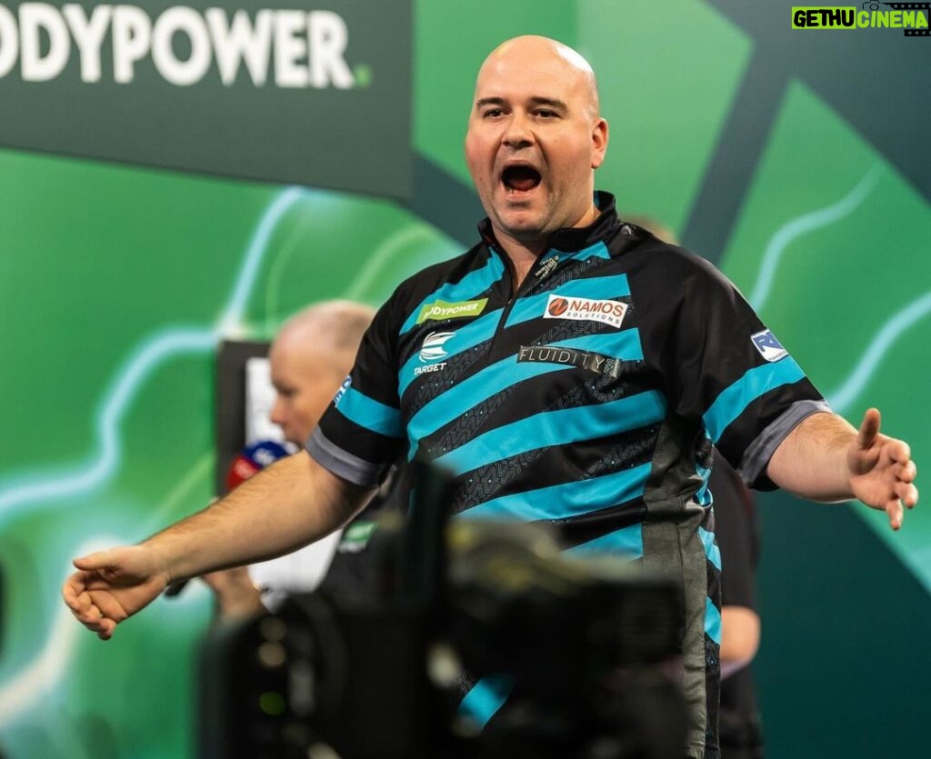 Rob Cross Instagram - I gave it everything but total respect to Luke for another incredible performance. What a player. Good luck to both great lads in the final. Thanks for the great support I’ve had. I’ll be back. @targetdarts @NamosSolutions @pwrbyfluidity @scott_rbs 📸 @_taylorlanningphotography_