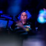 Rob Cross Instagram – Happy with the win and onto the next one. 
It wasn’t my best but I found the finishing when I needed to. The crowd were amazing today. Thanks so much for the support! ⚡️
@targetdarts @NamosSolutions @pwrbyfluidity @scott_rbs 

📸 @_taylorlanningphotography_
