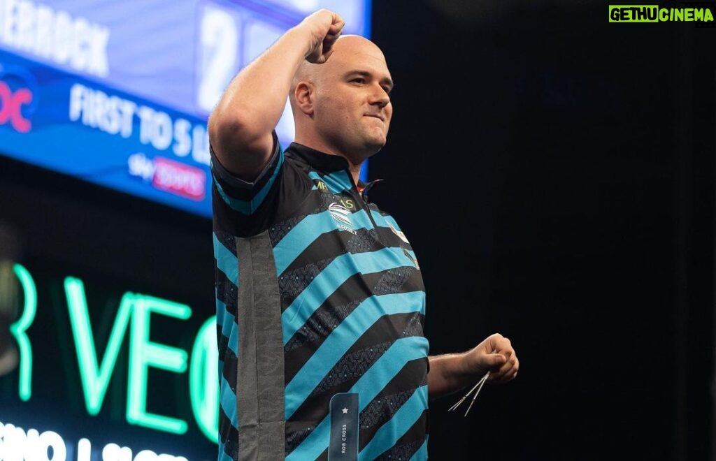 Rob Cross Instagram - Job done. Important win and onto the knockout stages of the Grand Slam. Thanks for all the support, means a lot 🙏⚡ @targetdarts @NamosSolutions @pwrbyfluidity @scott_rbs 📸 @_taylorlanningphotography_