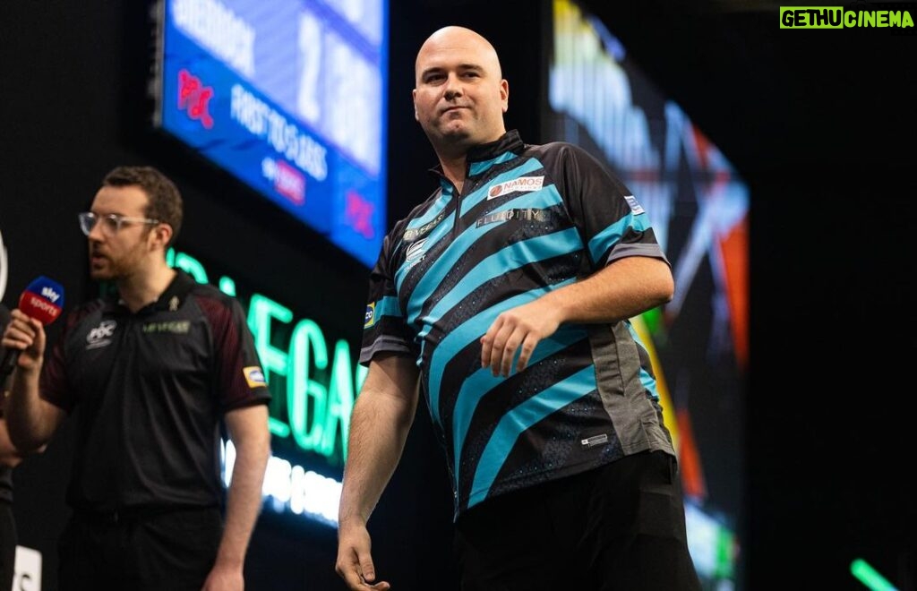 Rob Cross Instagram - Job done. Important win and onto the knockout stages of the Grand Slam. Thanks for all the support, means a lot 🙏⚡ @targetdarts @NamosSolutions @pwrbyfluidity @scott_rbs 📸 @_taylorlanningphotography_