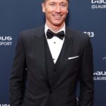 Robert Lewandowski Instagram - This evening, I had a great honour to present The Laureus World Sports Award in Sport for Good category. Let’s keep in mind Nelson Mandela words „Sport can create hope” Congratulations TEAM UP! You are doing an amazing work! @laureussport #laureus23