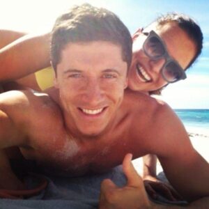 Robert Lewandowski Thumbnail - 1.3 Million Likes - Most Liked Instagram Photos