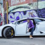 Robin Blase Instagram - Mitabeitah hat jetzt nen Firmenwagen. #guesswhosback #4JahreSpäter #MitabeitahWarInKurzarbeit #lamborghini #DerSchlechtesteRapperDeutschlands #SelloutRap #soon