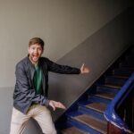 Robin Blase Instagram - Das Ende meiner Roomtour - Das Bad! Der Flur! Das komplett abgeranzte Treppenhaus! Was ich nicht gezeigt habe: Das Kinderzimmer und unsere zwei chaotischen Abstellkammern (eine davon sieht man aber im aktuellen Video :D). Hat euch der Einblick gefallen? Part 2 für Büro und Studio? 📸 @johannawittig