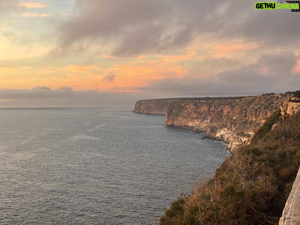 Robin Leutner Instagram - Mallorca, du bist einfach immer mega geil! Wer denkt du seist nur Sauftourismus, der kennt dich nicht. ♥️ 🏝️ 🌞 #mallorca #sunset #urlaub