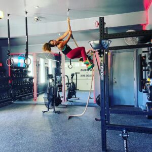 Rockmond Dunbar Instagram - My wife said she wanted a CrossFit gym in the spare garage... Covid-19 edition!! Almost done! I just need that @assaultfitness  air runner treadmill and a @roguefitness speed bag setup #happywifehappylife #garagegym #roguefitness #garage #assaultfitness #couplegoals #gym #gymmotivation #gymlife  #💪🏾❤️👍🏾 #quarantine #quarantinelife #crossfit #crossfitgirls #crossfitlife