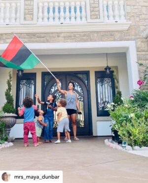 Rockmond Dunbar Instagram - Posted @withregram • @mrs_maya_dunbar The good brother Marcus has his energy over the Dunbars! Our new flag arrived on his birthday of all days and we couldn't be happier or more proud! ❤️🖤💚 #marcusgarvey #panafricanflag #panafricanism #blackhomeschoolers #blackhomeschooling #blackhomeschool365 #blackhomeschoolfamily #blackhomeschoolfamilies #blackhomeschoolmom #blackpride #blacklove #blackfamilies #blackpower #blackunity #blackhistory #garveyism