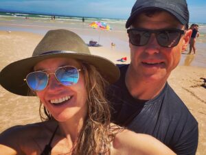 Rodger Corser Instagram - Great start to the year with family and friends...and I still have the longest run-up in #caravanparkcricket history!! #byron #surf #sand #kids @ingeniaholidays #ingeniaholidaysbyronbay #ingeniaholidays