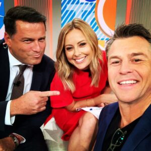 Rodger Corser Instagram - I wake up with these two...
About to get some performance tips from Sir Anthony and Ms Foster while talking all things @9doctordoctor season 4!!!#todayshow