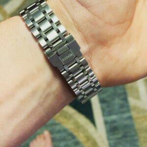Rodger Corser Instagram - Time to roll on #season5 of @9doctordoctor aka #theheartguy ...and this season the doc has the brand new @tudorwatch #tudorroyal to help get him to set on time.
In the meantime catch up on the first four seasons of #doctordoctor #theheartguy all across the world on @channel9 @stanaustralia @uktv @acorn_tv @acorntvmx @skydeutschland @manotoofficial @kcet ...and more

#eddiethedog