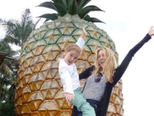 Rodger Corser Instagram - A very “BIG” Happy 21st Birthday to our darling Zippy , Zipporah Mary @zipporraahh We love you to the moon and back…and also to an Aussie monument or three.
Lots of love always from Nay, me and the smaller ones xoxo
