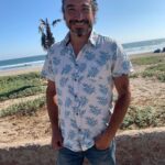 Rodrigo González Instagram - Disfrutando en la 4ta región, puta que es lindo Chile!!! y atrás una hermosa postal con una frondosa palmera 🌴