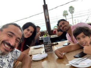 Rodrigo González Instagram - Esta semana con Diego almorzando! Te quiero mucho bro!
