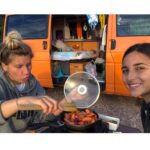Rona Özkan Instagram - #vanlife 🚌🌅💚 miss u @frauhildeherrmann Theley, Saarland, Germany