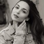 Rona Özkan Instagram - i am made of water of course i am emotional 🧿 #jeannedegraa #portraitphotography Berlin, Germany