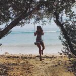 Rona Özkan Instagram - Vom Sommer träumen.. haach 🍹🌴🌅 #throwbackthursday #dreaming #summer #love #byebye #winter #missyou #summer #palmtrees #ocean #breeze #salty #hair #fresh #air #sunkissed #skin