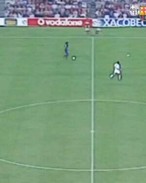 Ronaldinho Instagram - The day we fell in love 💘
#BarçaSevilla