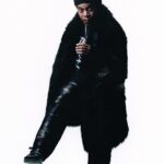 Ronaldinho Instagram - "Paris is a city I love. When I think of Paris, I think of joy and happiness.” Brazilian legend @ronaldinho returns to the French capital for @goat x Paris Saint-Germain’s ‘People of Paris’ 2023-24. An international football icon, Ronaldinho reflects on the moments and feelings that make Paris an inspiration for himself and the world. He wears a PSG tee from 1994, a custom diamond chain featuring the number 10, a jacket and mules by Martine Rose, and pants by Dior. Meet the creative voices of ‘People of Paris’ and shop the past, present and future of PSG, only on the app and GOAT.com/PSG. Director: @thibautgrevet Stylist: @tamararothstein1