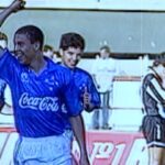 Ronaldo Instagram - A história não mente e jamais vai mudar. O menino de 16 anos que estreava há 30 anos pelo clube, hoje é o sócio majoritário do Cruzeiro SAF! 🦊🔵⚪️ @ronaldo está para sempre marcado nas páginas heróicas e imortais do Cabuloso. Um dos maiores artilheiros do mundo, criado em um dos maiores times do mundo. Com a camisa celeste, Ronaldo marcou 55 gols em 60 partidas. Isso é futebol. Isso é Cruzeiro. Isso é Fenômeno. Imagens: @lincolncostaa / Tv Globo Edição: @fabiofigueiredo Arte: @ramonfariaestudio