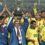 Ronaldo Instagram - Eu sempre disse que Zagallo foi o melhor técnico que tive. Hoje faço um adendo: Zagallo é o maior treinador brasileiro de todos os tempos. Sempre te reverenciarei, Velho Lobo. Feliz aniversário!