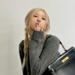 Rosé Instagram - 🩶 @ysl @anthonyvaccarello