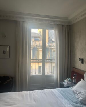 Rosa Diletta Rossi Instagram - “Mentre tutto intorno è pioggia, pioggia, pioggia e Francia”

Dararà, dari-rararà

P. Conte