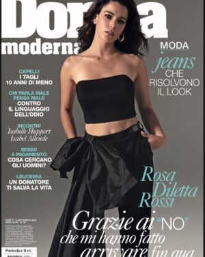 Rosa Diletta Rossi Instagram - Grazie @donnamoderna 
Per questa prima bellissima cover 
Grazie a @isabyte per la bella chiacchierata.

Oggi è un giorno pieno di nuovi inizi!!

Thanks 
@donnamoderna
@me_viola
@donagianf
@isabyte
@lakinmymind
@simonebelliagency 

photo @marcorufini69
styling Fabrizio Finizza

Press @upgradeartist 💜

Agency @volver 🧡