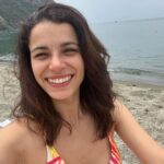 Rosa Diletta Rossi Instagram - Ischia Nostalgia di un tempo che mi piaceva Come le coppette di fragole, col gelato alla crema. Come i fiori che fioriscono un giorno solo. Come il tempo di un caffè.