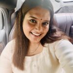 Roshna Ann Roy Instagram - ❤️New Year is a time to make resolutions that support growth and wellness.......❤️ എല്ലാവരോടും പറയാൻ നന്ദി മാത്രം .... സ്നേഹിച്ചവരോട്....വേദനിപ്പിച്ചവരോട്....ചിരിപ്പിച്ചവരോട്....കരയിപ്പിച്ചവരോട്...പരിഗണിച്ചവരോട്....ഒഴിവാക്കിയവരോട്....എല്ലാവരോടും.....സ്നേഹം മാത്രം....❤️ We hope to have a fresh start learning from the past. New Year festivities bring lots of good luck and positivity. Happy New Year 2024*