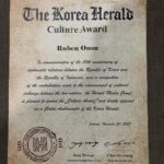 Ruben Onsu Instagram – Kemarin Medapatkan  penghargaan dari 
THE KOREA HERALD CULTURE AWARD 🇮🇩🇰🇷
.
#rubenonsu #bensu #realbensu #justruben #jalani_nikmati_syukuri #janganlupabahagia #senyuminaja #rezekigakketuker