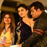 Ruchira Jadhav Instagram - Got the news about bagging the title of ‘Fashion Icon & Entertaining Face of the Year’ from the Marathi industry at the INDIA FASHION CITY TOUR by @dreamzz_makers & @ifwgoa.official On the award night, I found myself at the hospital in the morning, witnessing my closest person in a state I’d never seen before. Despite feeling shattered, I tried to stay strong, holding myself together. I didn’t want to leave the place, & it seemed like I won’t be able to attend the award show. I didn’t mind as my priorities were clear, but the only concern was fulfilling my commitment. Despite this, I managed to attend, ensuring the well-being and recovery status of my loved one. I got ready in just 30 minutes—hair, makeup, outfit, all done on my own—and somehow made it to the show. #ruchirasays following an Artist ethic, SHOW MUST GO ON! At major events where the norm is to be glamorously dressed with ‘professional help’ in the industry’s eye, I’ve never been bothered. I firmly believe in embracing my NATURAL SELF, exuding immense confidence. I seldom adhere to protocols unless they significantly alter the essence. This was the first time I experienced my mind being in one place while my body was somewhere else. It brought forth a distinct feeling and unveiled a different side of me—fragile yet fiercely determined. 🦄 PS. Everything is fine now. Grateful for the kindness of God ❤️