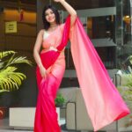 Ruchira Jadhav Instagram - Flaunting everything that I have.. Saree & Smiles….💖🧡 📸 : @javaharphotography