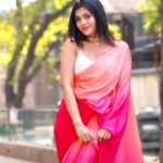Ruchira Jadhav Instagram - Flaunting everything that I have.. Saree & Smiles….💖🧡 📸 : @javaharphotography