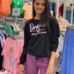 Ruhanika Dhawan Instagram - “A little contour and confidence.”
