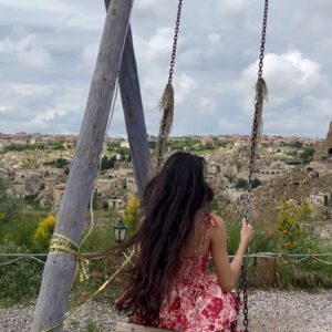 Ruhanika Dhawan Instagram - Cappadocia dump part two! 
ps: the last two slides are the best ( keeping it real) 

#turkey #kappadocia #vacation #ruhaanikadhawan
