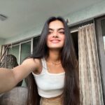 Ruhanika Dhawan Instagram - 🌻🌻