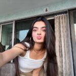 Ruhanika Dhawan Instagram - 🌻🌻
