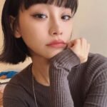 Ruka Instagram - 先日アンチエイジングケアをしに　@perleclinic 行ってきました🌼 @dr.satomi 先生が丁寧に自分の悩みを聞いてカウンセリングしてもらって、 最適の治療を提案してくれたよ💭 今回はシワ防止とフェイスラインリフトのためボトックスを施術し、 あと年齢と共に肌がコラーゲンが生成するのも遅くなり、目の下ちょっと凹みを感じるどころにほんのりコラーゲンの注射も初めてしてみた、即改善を実感した❣️ 次からはパーソナルスキン治療で 肌に応じた治療をオーダーメイドで組み立て、治療する。 産後から自分の肌質結構変わって、色んな変化が起きて、 スキンケアこれから頑張ってみたいと思う。 これから肌の変化を楽しみ🫧✨ #パーソナルスキンケア