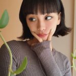 Ruka Instagram - 先日アンチエイジングケアをしに　@perleclinic 行ってきました🌼 @dr.satomi 先生が丁寧に自分の悩みを聞いてカウンセリングしてもらって、 最適の治療を提案してくれたよ💭 今回はシワ防止とフェイスラインリフトのためボトックスを施術し、 あと年齢と共に肌がコラーゲンが生成するのも遅くなり、目の下ちょっと凹みを感じるどころにほんのりコラーゲンの注射も初めてしてみた、即改善を実感した❣️ 次からはパーソナルスキン治療で 肌に応じた治療をオーダーメイドで組み立て、治療する。 産後から自分の肌質結構変わって、色んな変化が起きて、 スキンケアこれから頑張ってみたいと思う。 これから肌の変化を楽しみ🫧✨ #パーソナルスキンケア