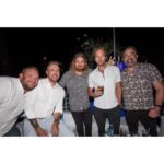 Ryan Hansen Instagram - 🌴🏁F YEAH F1 MIAMI!!!🏁🌴 Just an insane trip with the best dudes in the world! @daxshepard @matthewstylist @bestfriendaaronweakley @erickrich @charcurtis @f1 @danielricciardo F1 Miami Grand Prix